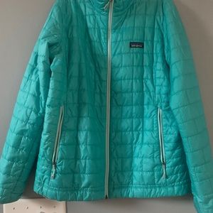 Patagonia lightweight coat zip up